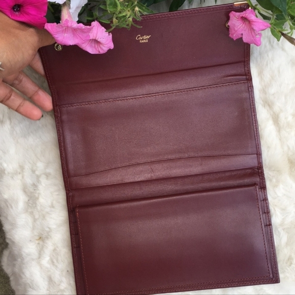 💋CARTIÉR BORDEAUX TRI-FOLD WALLET - Picture 12 of 14